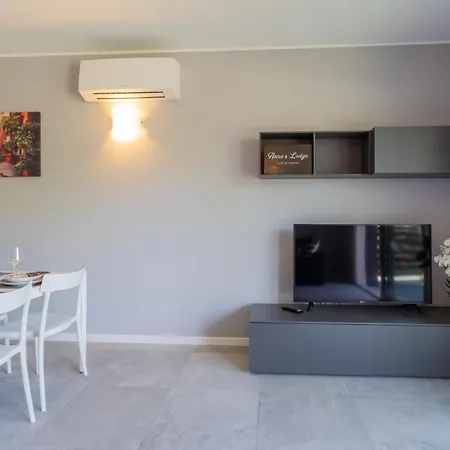 Anna's Quiet & Charme By Rent דירה *