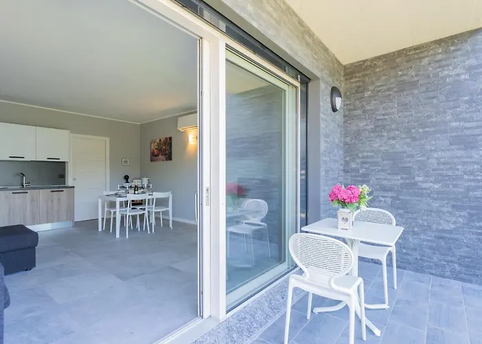 Anna's Quiet & Charme By Rent Апартаменты *