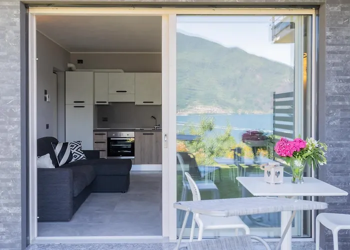 Anna's Quiet & Charme By Rent Апартаменты Pianello Del Lario
