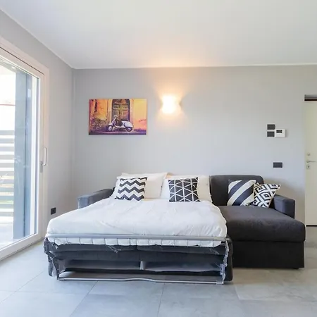 Anna's Quiet & Charme By Rent Pianello Del Lario